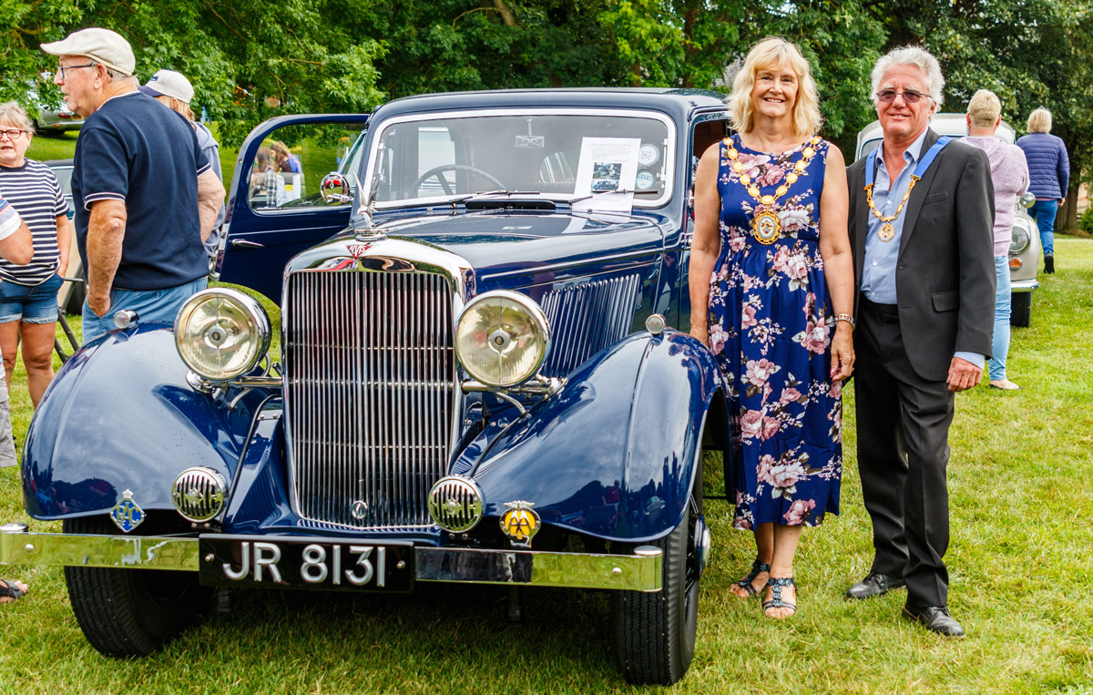 The Mayor admires a Vintage Car